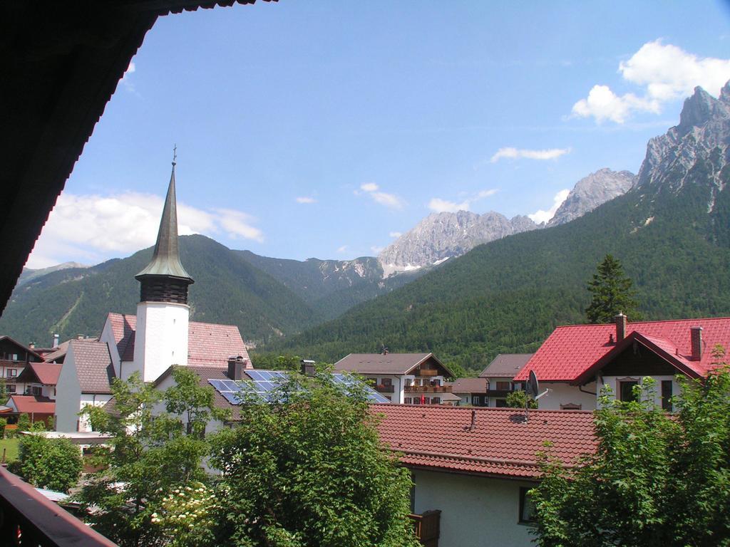 Fewo Lebensfreude Миттенвальд Номер фото
